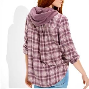 American Eagle Flannel 🖤